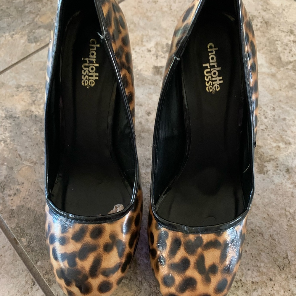 Charlotte Russe Psyche 49 Leopard stilettos size 8